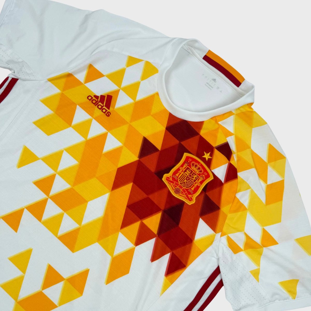 2016/17 Espagne Extérieur (L) - Iconic Football Shop