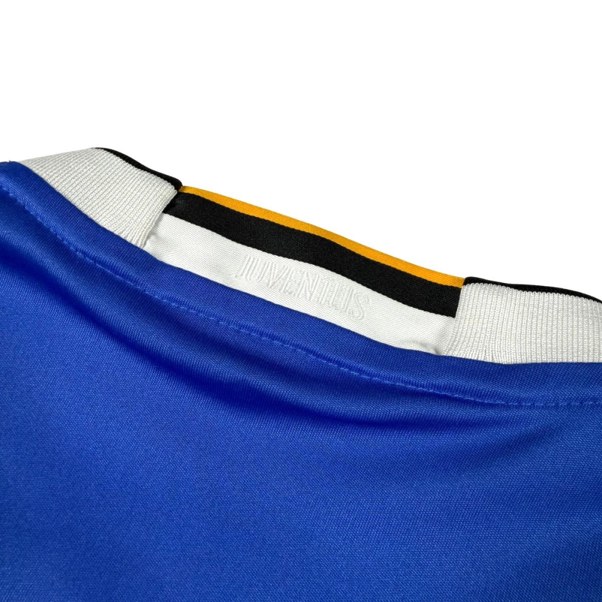 2016/17 Juventus Extérieur (M) - Iconic Football Shop