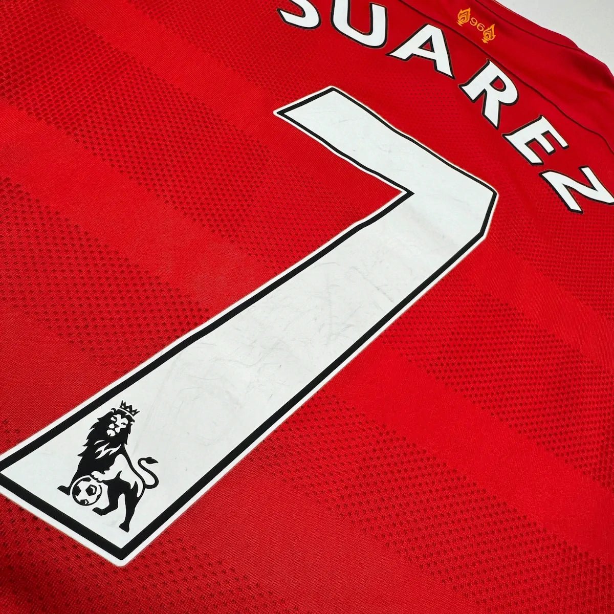 2016/17 Liverpool Domicile - Suarez 7 (M) - Iconic Football Shop