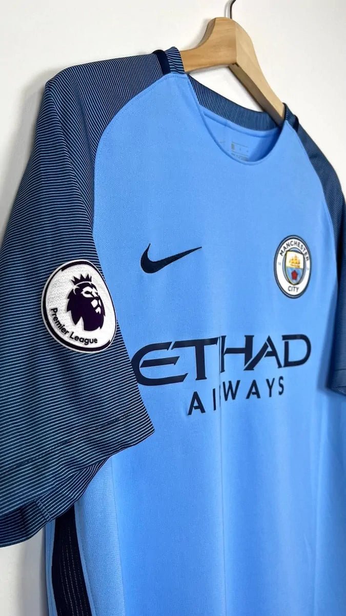 2016/17 Manchester City Domicile - De Bruyne 17 (M) - Iconic Football Shop