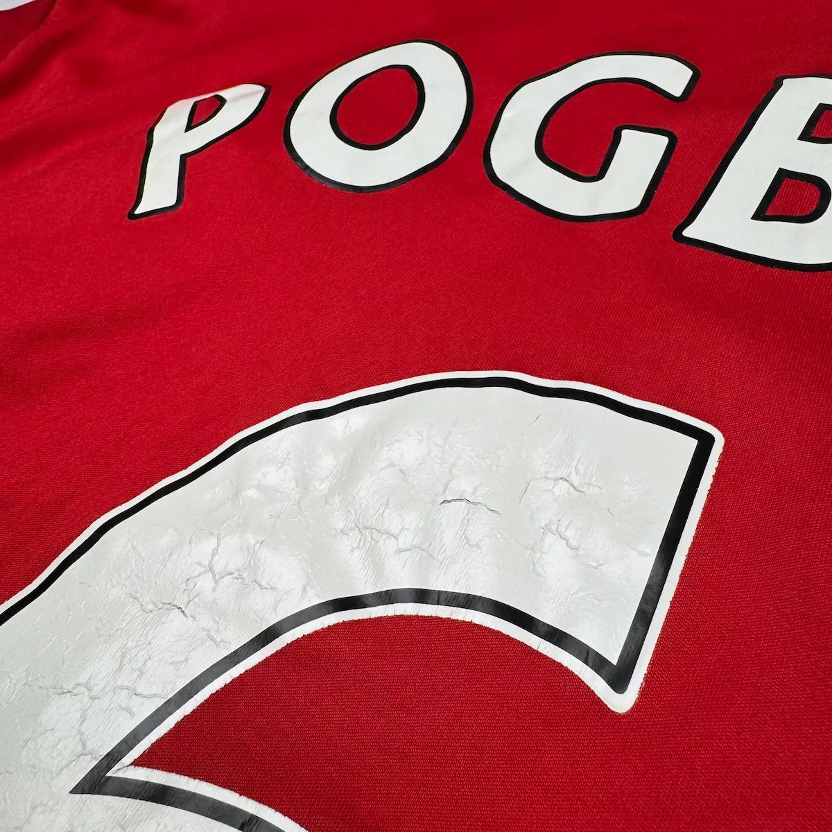2016/17 Manchester United Domicile - Pogba 6 (M) - Iconic Football Shop