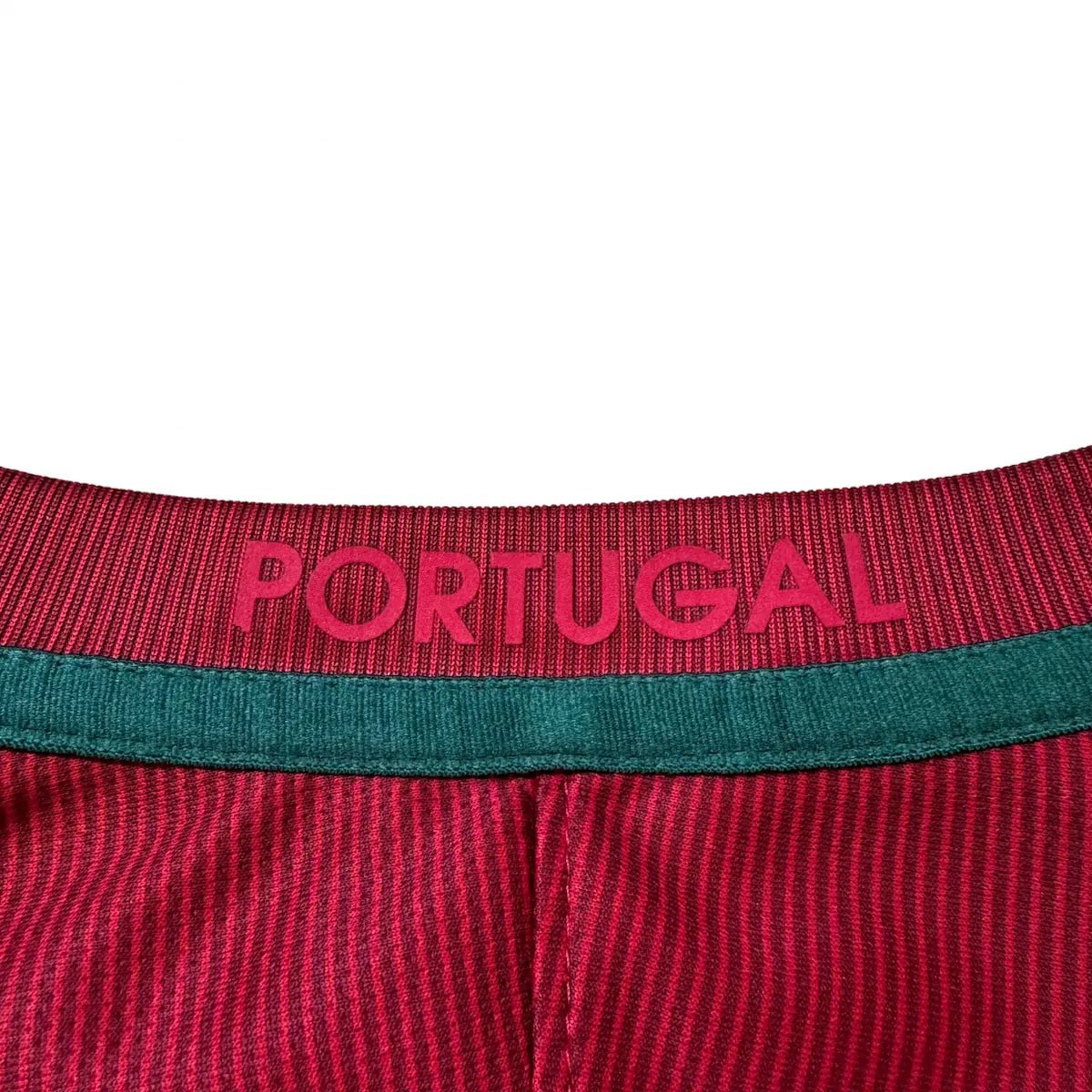 2016/17 Portugal Domicile (S) - Iconic Football Shop