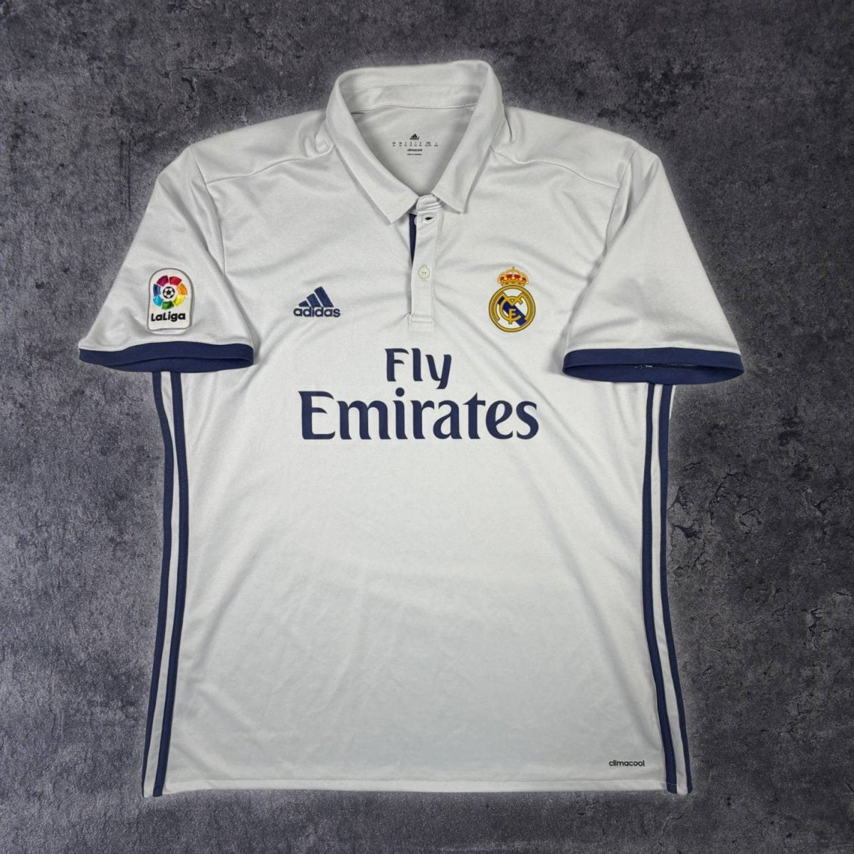 2016/17 Real Madrid Domicile (XL) - Iconic Football Shop