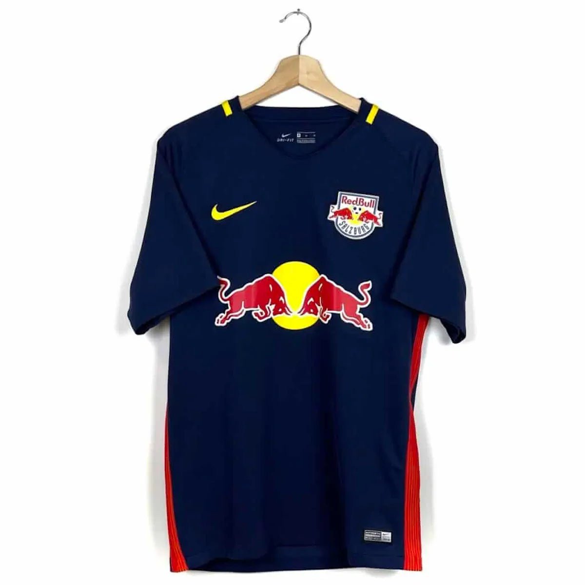 2016/17 Salzbourg Extérieur (M) - Iconic Football Shop