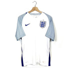 2016/18 Angleterre Domicile (M) - Iconic Football Shop