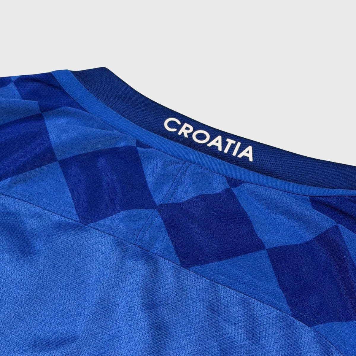 2016/18 Croatie Extérieur (S) - Iconic Football Shop