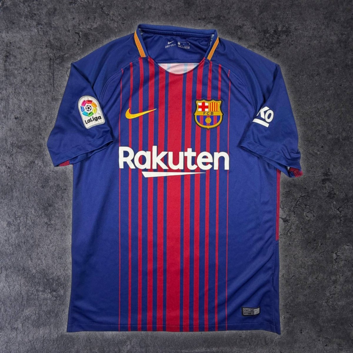 2017/18 Barcelone Domicile (M) - Iconic Football Shop