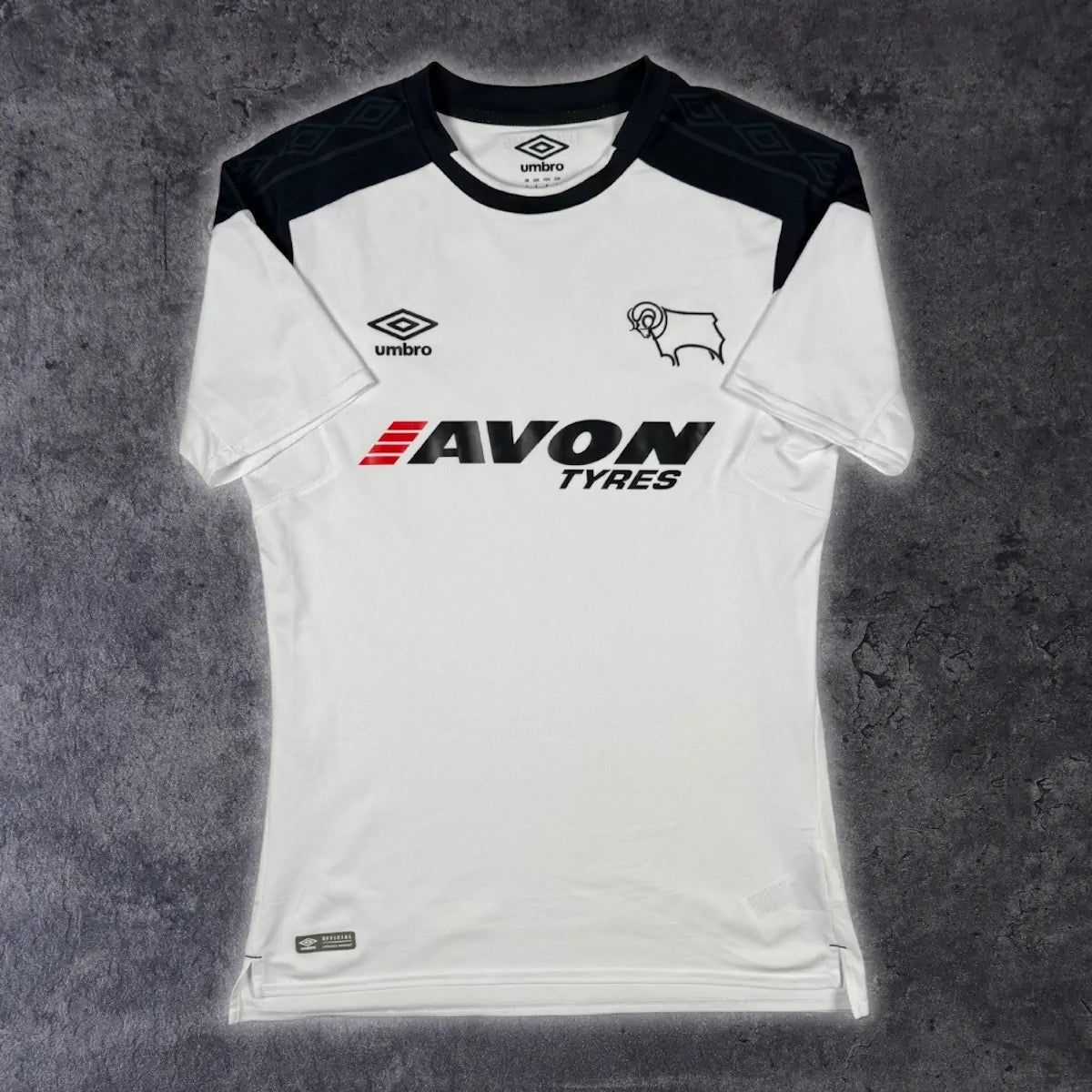 2017/18 Derby County Domicile (S) - Iconic Football Shop