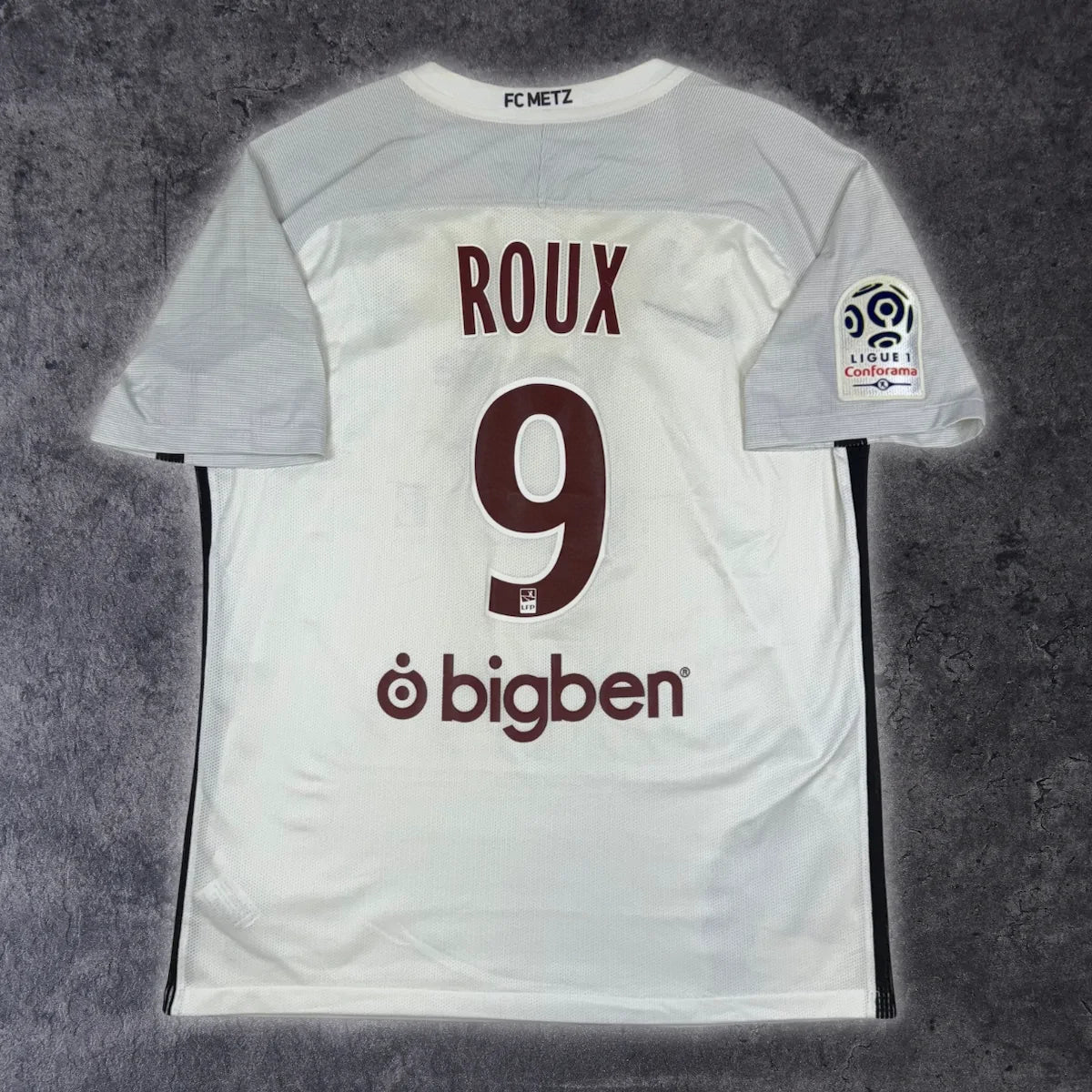 2017/18 FC Metz Extérieur - Roux 9 *PORTÉ* (XL) - Iconic Football Shop