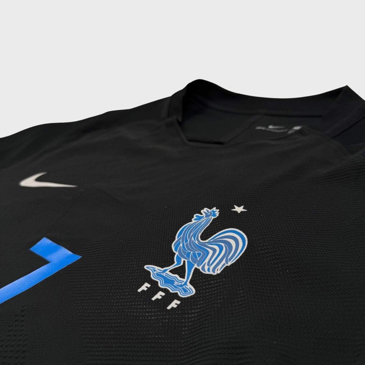 2017/18 France Third - Griezmann 7 *PRO / COMPLET* (S) - Iconic Football Shop