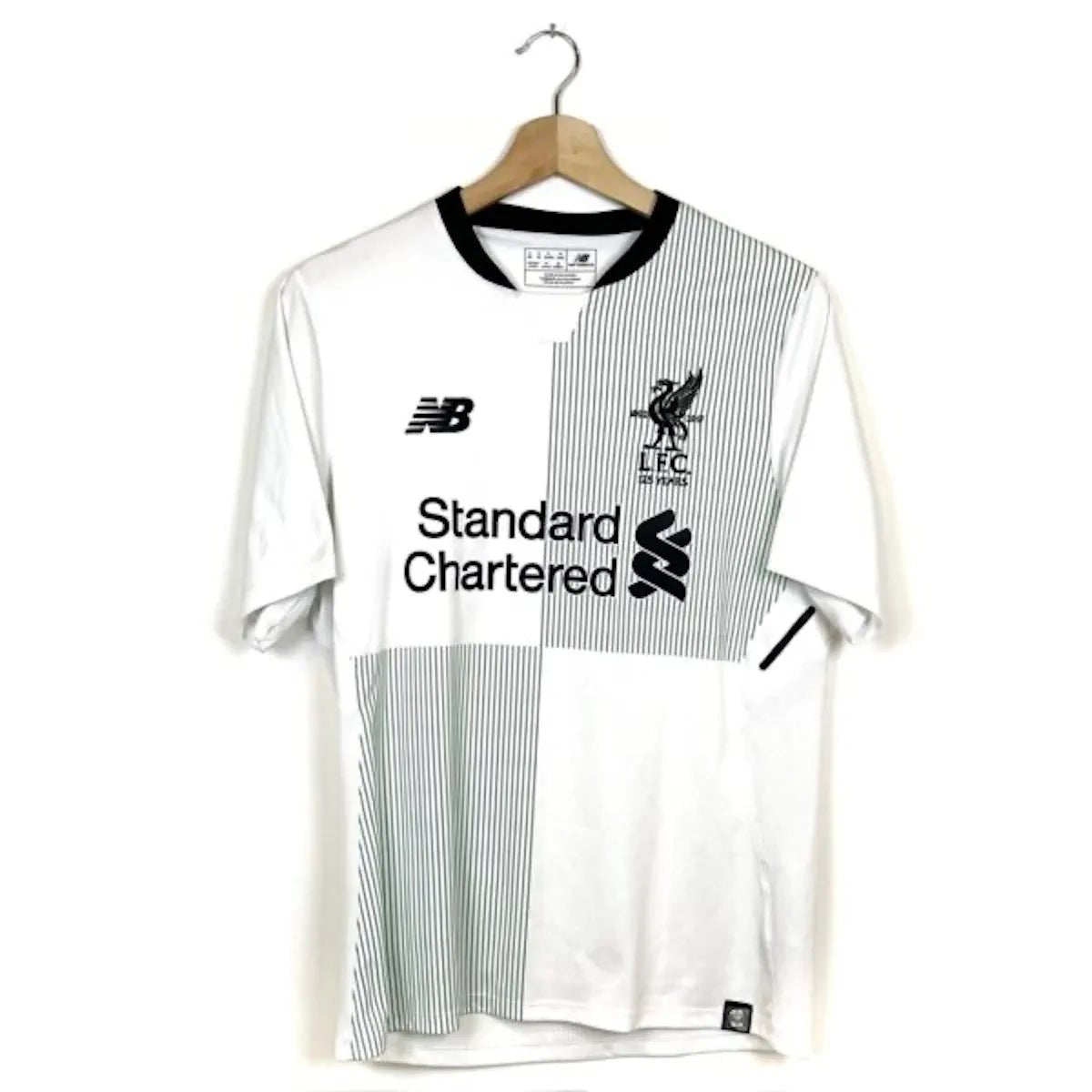 2017/18 Liverpool Extérieur - M.Salah 11 *125 YEARS* (S) - Iconic Football Shop