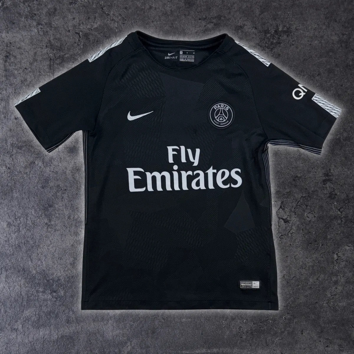 2017/18 PSG Third (10/12a) - Iconic Football Shop