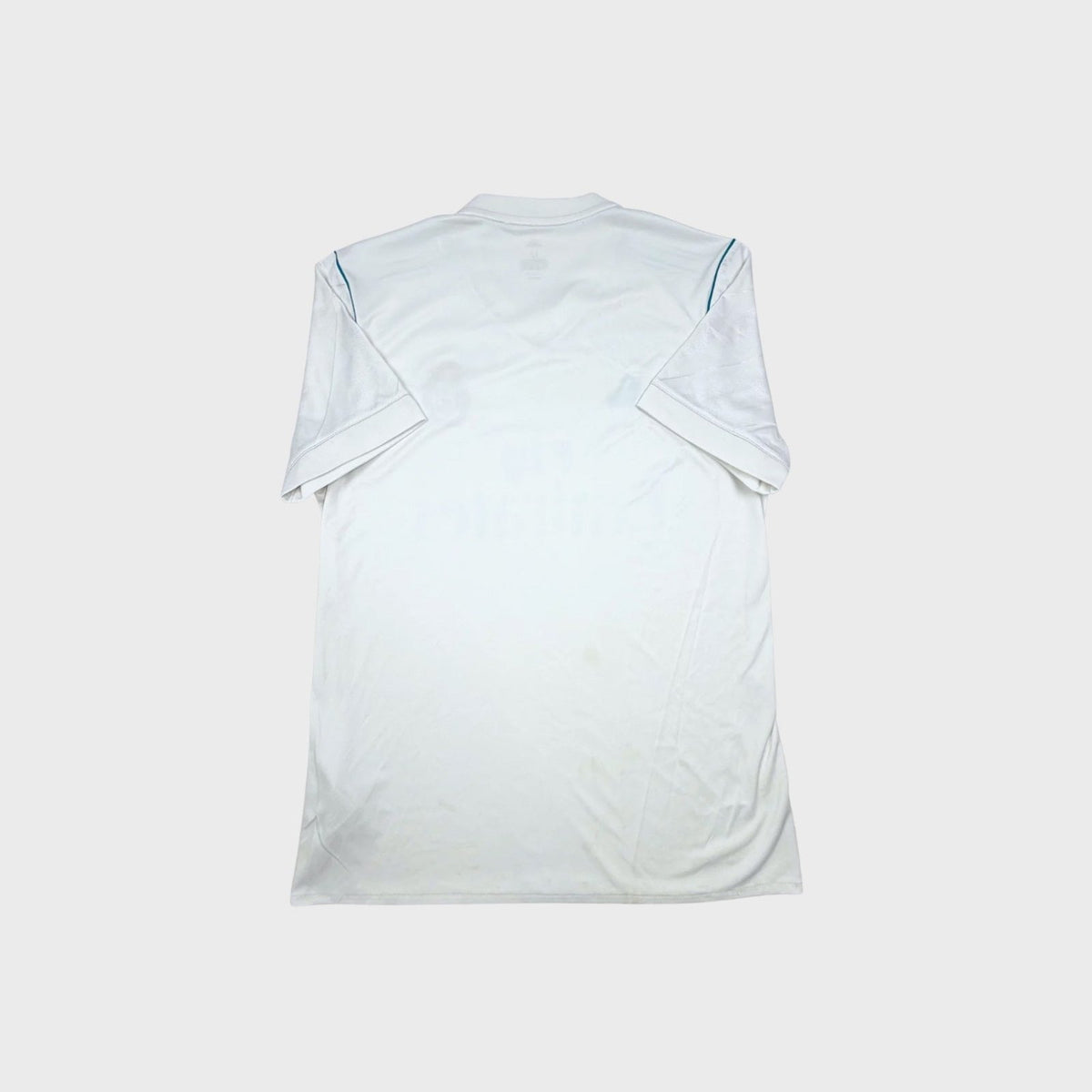 2017/18 Real Madrid Domicile (M) - Iconic Football Shop