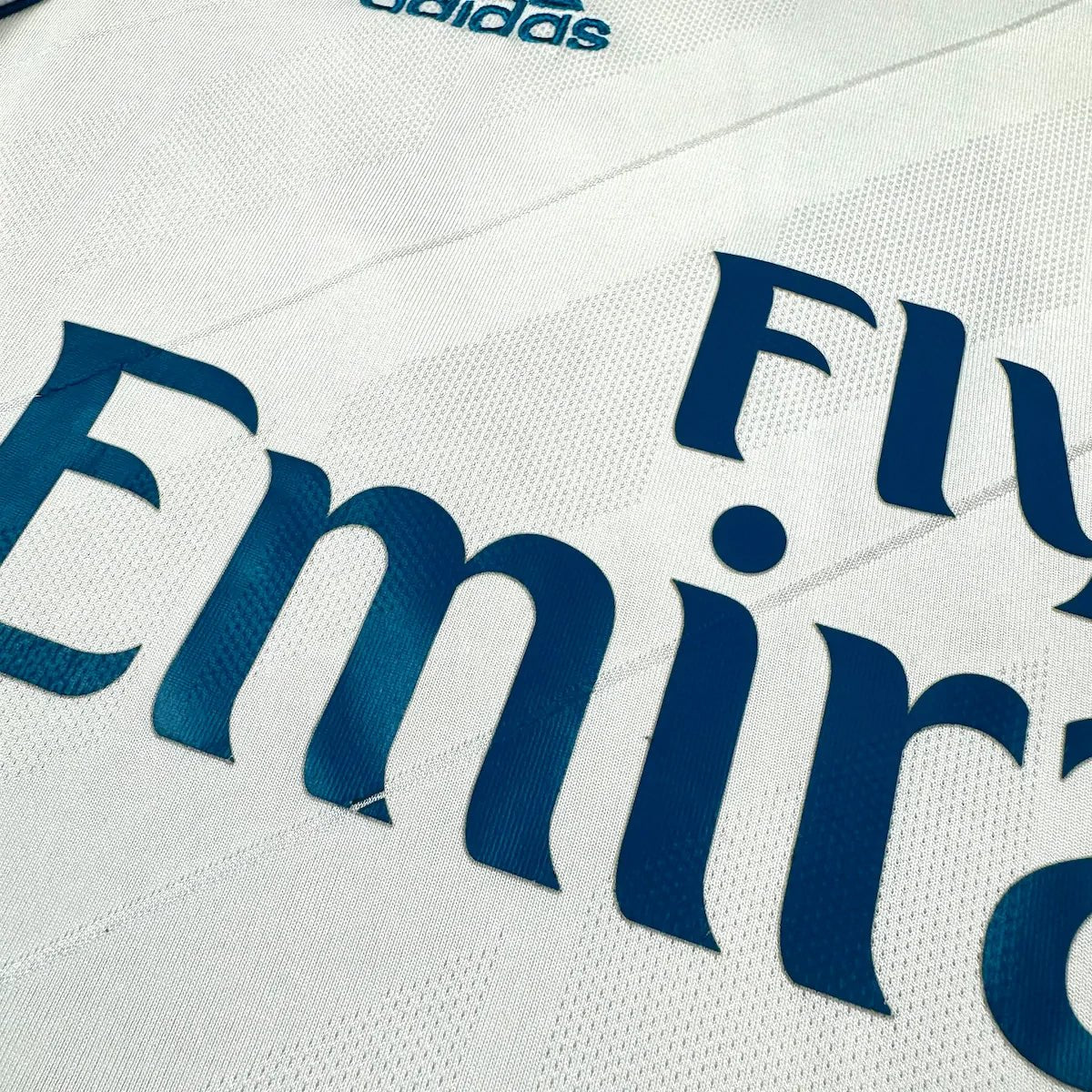 2017/18 Real Madrid Domicile - Ronaldo 7 (S) - Iconic Football Shop