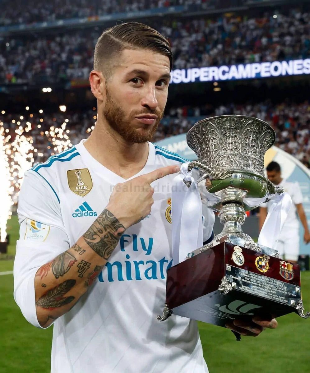 2017/18 Real Madrid Domicile - Sergio Ramos 4 (L) - Iconic Football Shop