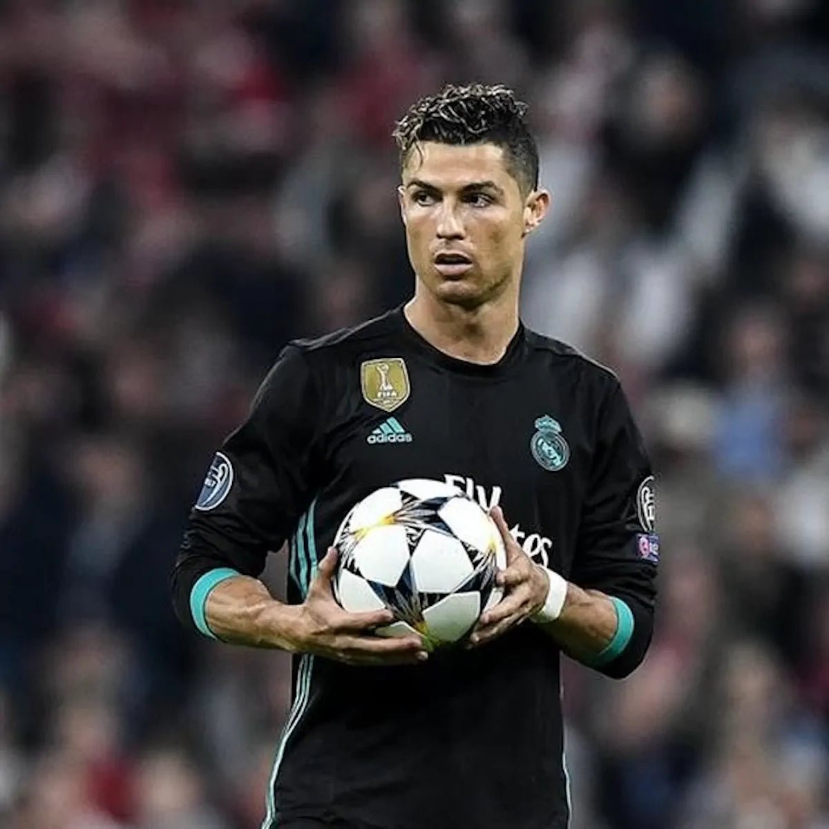 2017/18 Real Madrid Extérieur - Ronaldo 7 (13/14a) - Iconic Football Shop