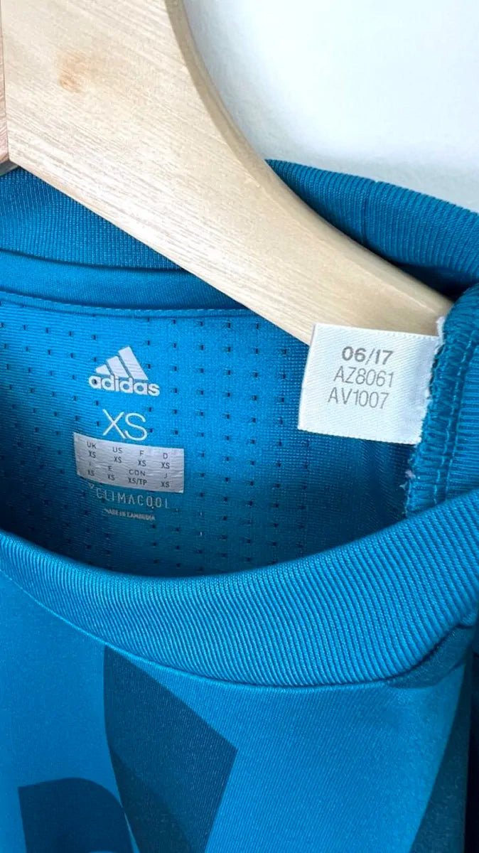 2017/18 Real Madrid Third - Benzema 9 *PRO* (XS) - Iconic Football Shop