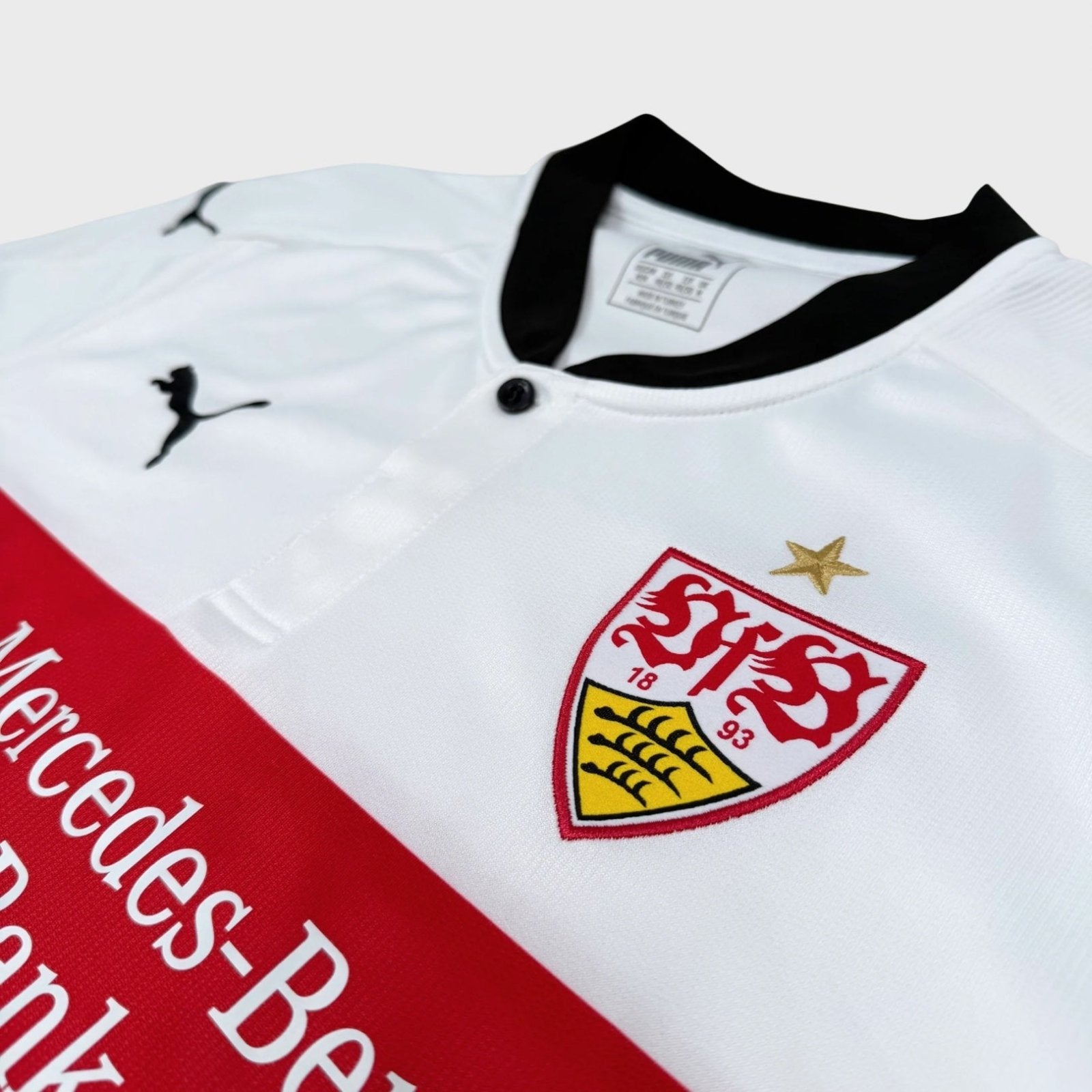 2017/18 Stuttgart Domicile (M) - Iconic Football Shop