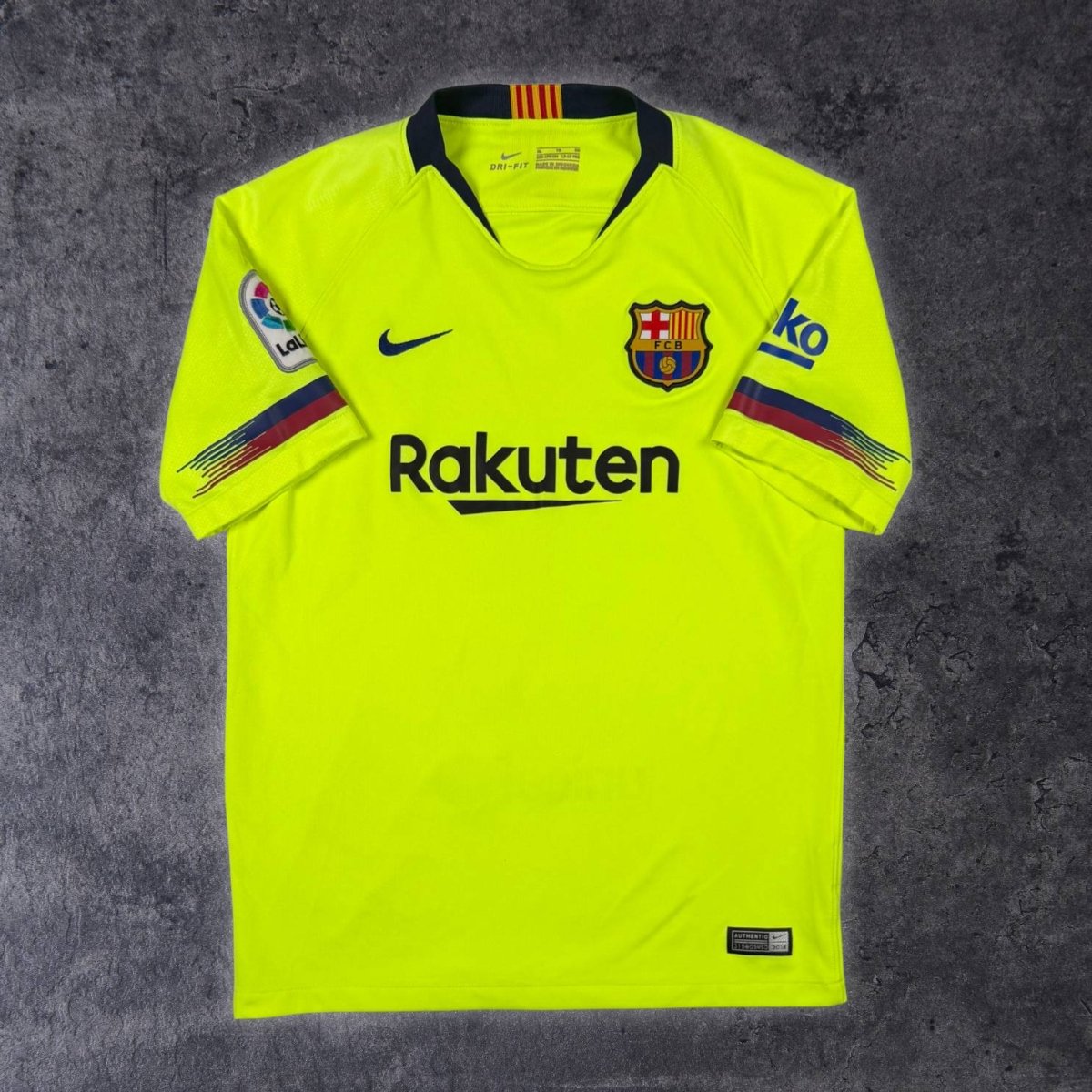 2018/19 Barcelone Extérieur (13/15a) - Iconic Football Shop