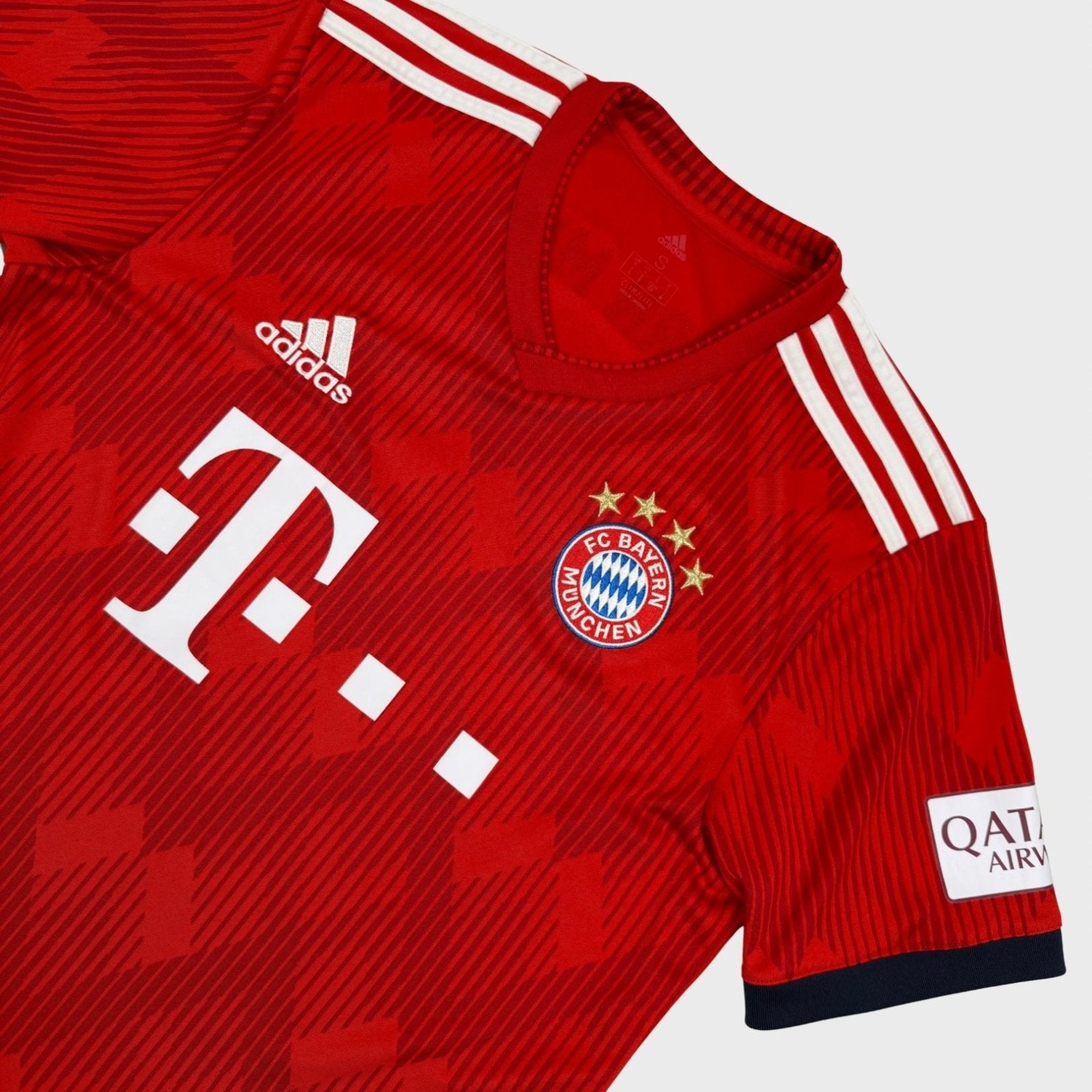 2018/19 Bayern Munich Domicile - Ribéry 7 (S) - Iconic Football Shop