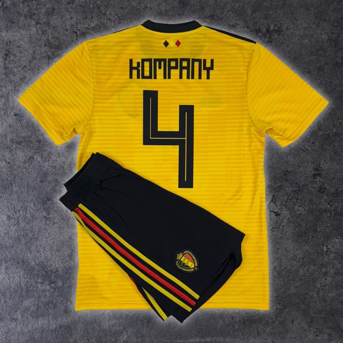 2018/19 Belgique Extérieur - Kompany 4 *COMPLET* (S) - Iconic Football Shop