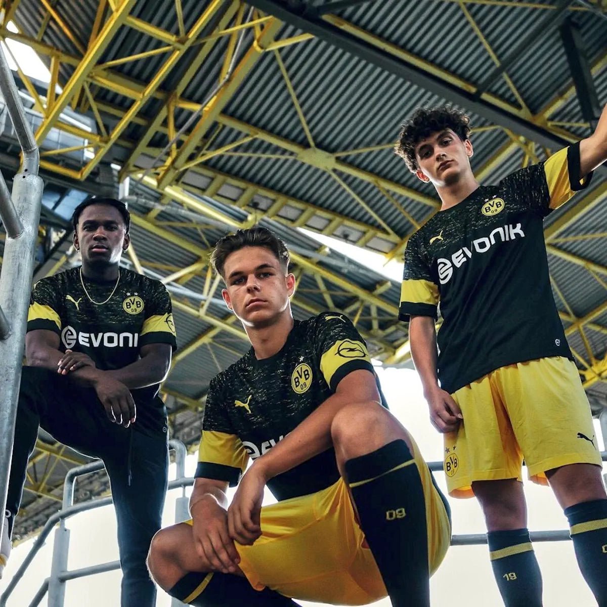 2018/19 Dortmund Extérieur (L) - Iconic Football Shop