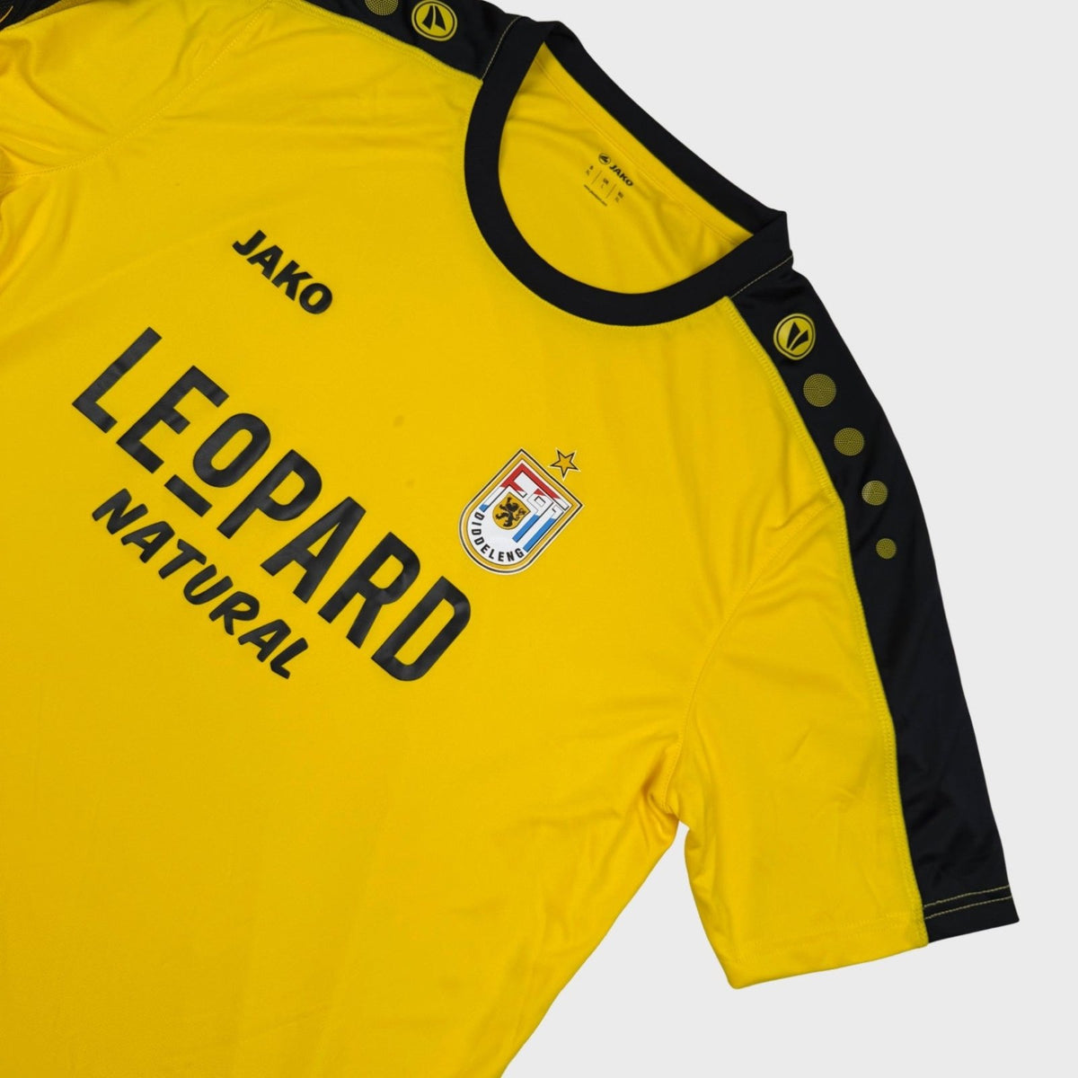 2018/19 F91 Dudelange Domicile *EUROPE* (XL) - Iconic Football Shop