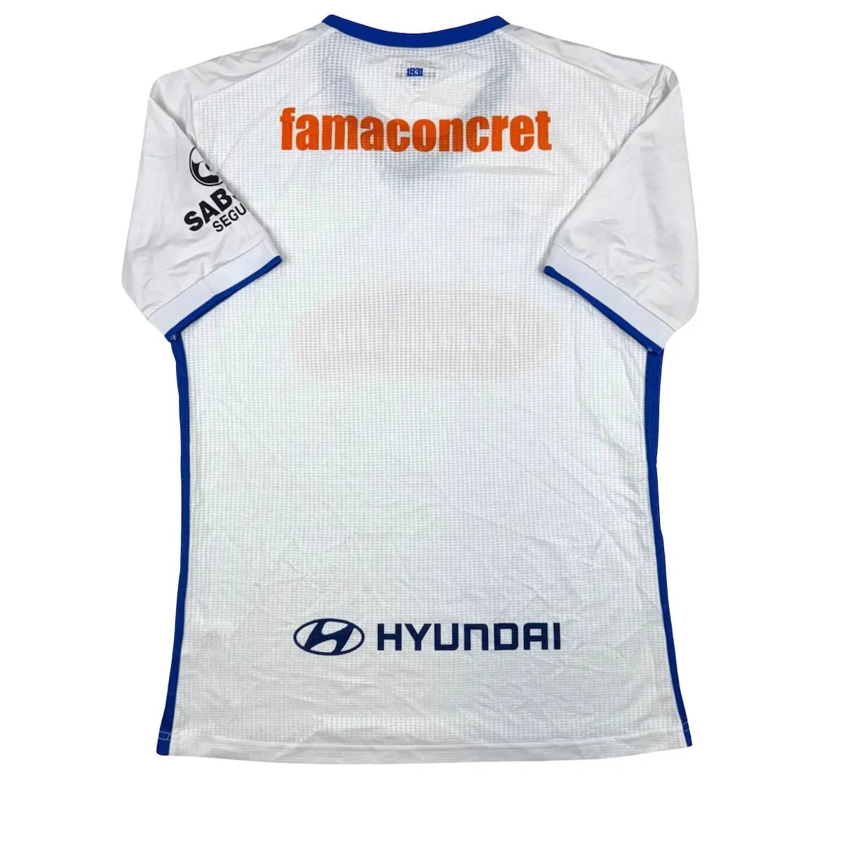 2018/19 FC Famalicāo Domicile (XL) - Iconic Football Shop