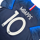 2018/19 France Domicile - Mbappe 10 (13/15a) - Iconic Football Shop