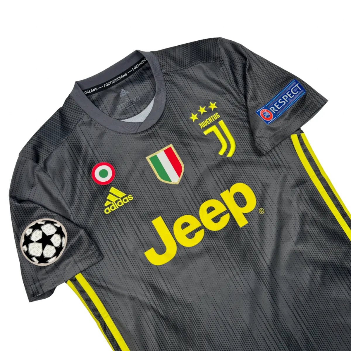 2018/19 Juventus Third - Ronaldo 7 *CHAMPIONS LEAGUE* (S) - Iconic Football Shop