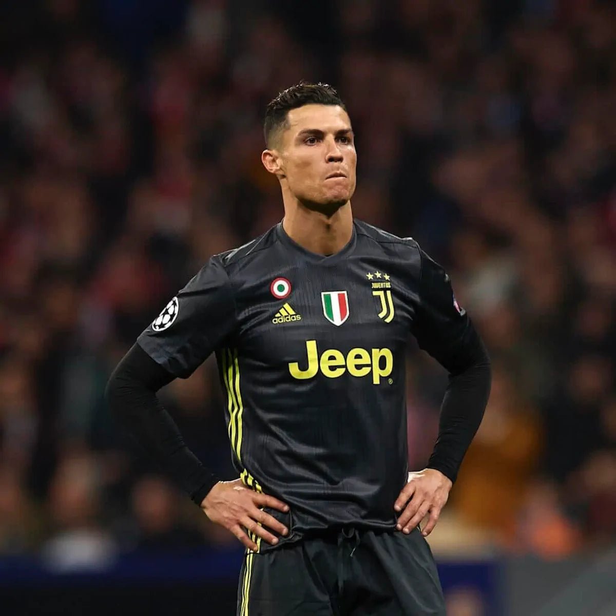 2018/19 Juventus Third - Ronaldo 7 (L) - Iconic Football Shop