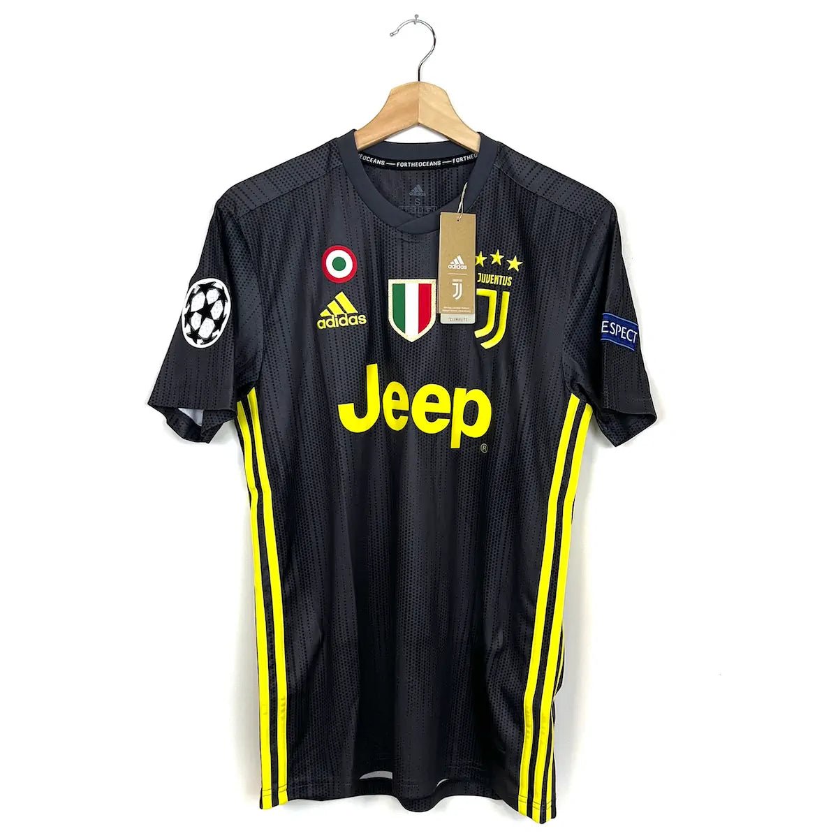 2018/19 Juventus Third - Ronaldo 7 (S) - Iconic Football Shop
