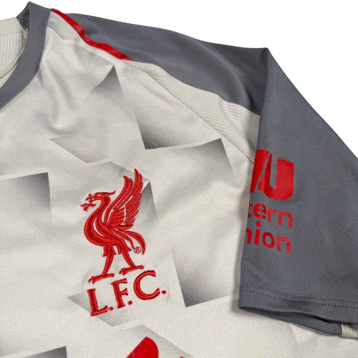 2018/19 Liverpool Third - M.Salah 11 *COMPLET* (L) - Iconic Football Shop