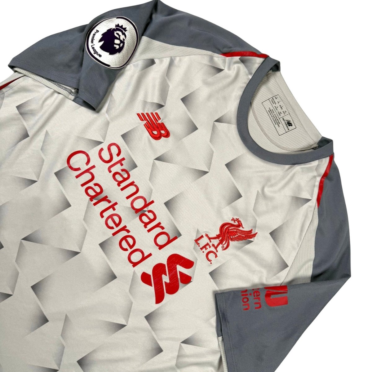 2018/19 Liverpool Third - M.Salah 11 *COMPLET* (L) - Iconic Football Shop