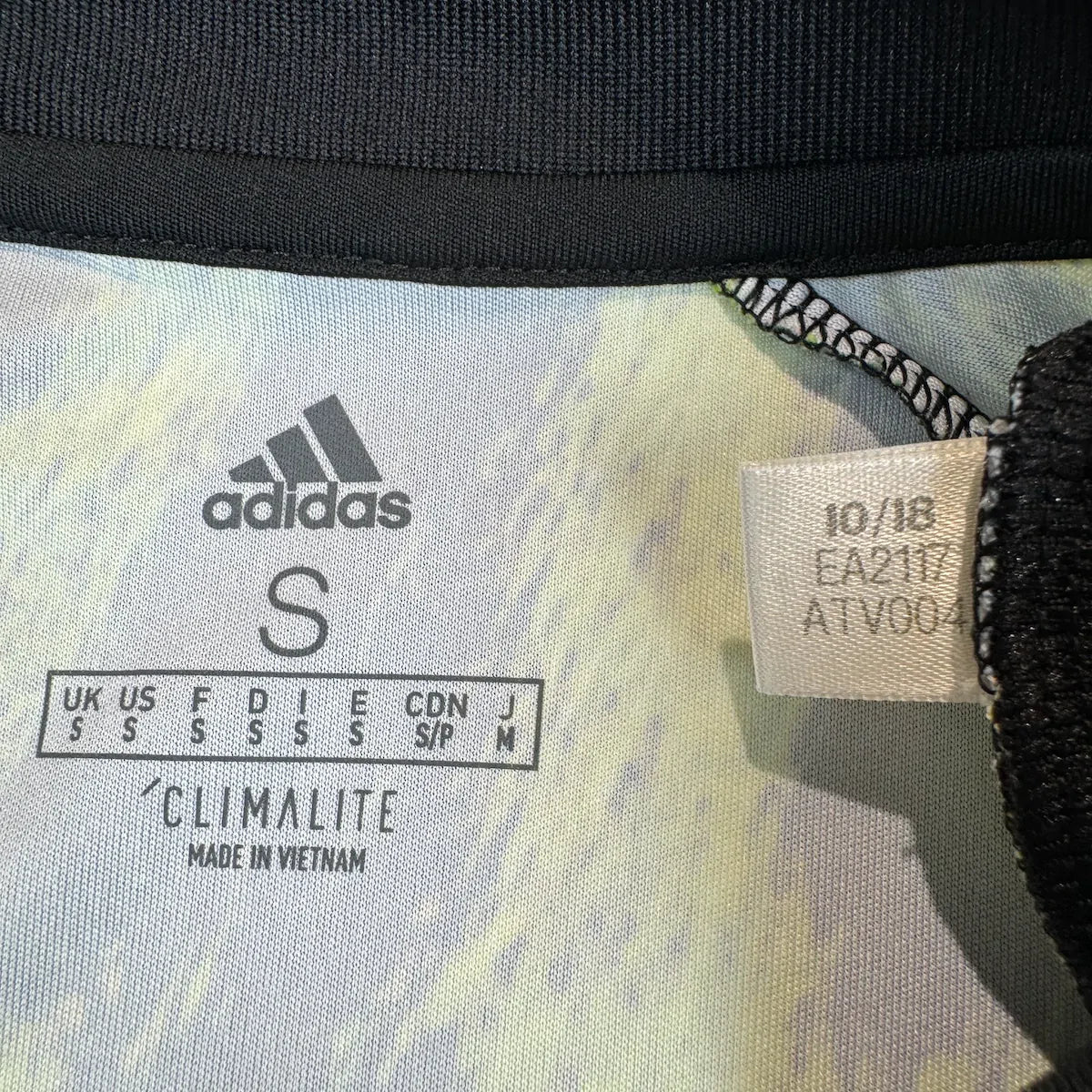 2018/19 Manchester United *Collab' FIFA 19* (S) - Iconic Football Shop