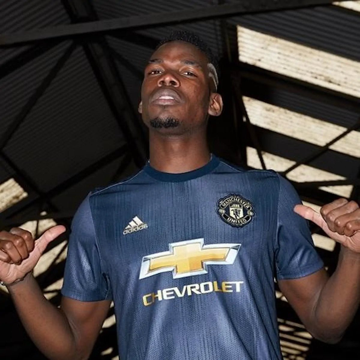 2018/19 Manchester United Third (S) - Iconic Football Shop