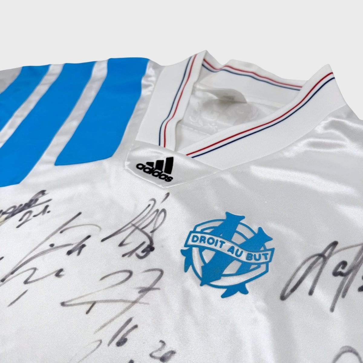 2018/19 OM *SIGNÉ* (M) - Iconic Football Shop