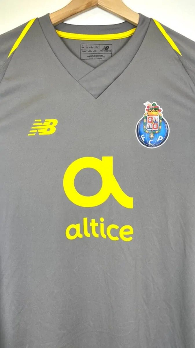 2018/19 Porto Extérieur (L) - Iconic Football Shop