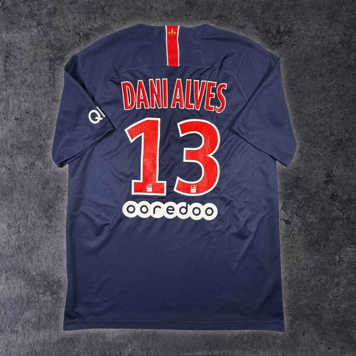 2018/19 PSG Domicile - Dani Alves 13 (M) - Iconic Football Shop