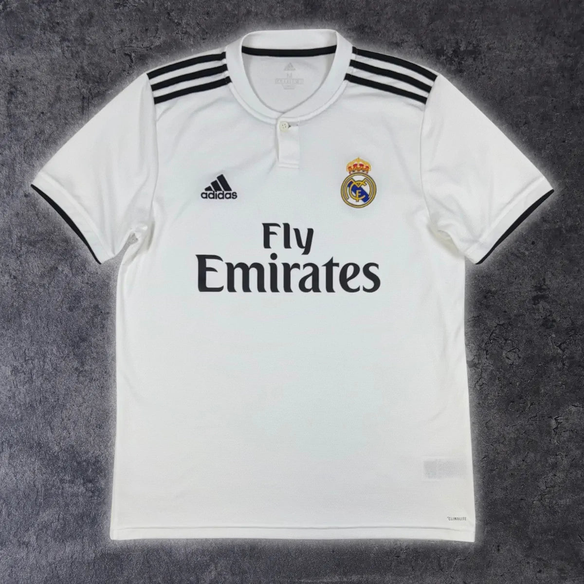 2018/19 Real Madrid Domicile (M) - Iconic Football Shop
