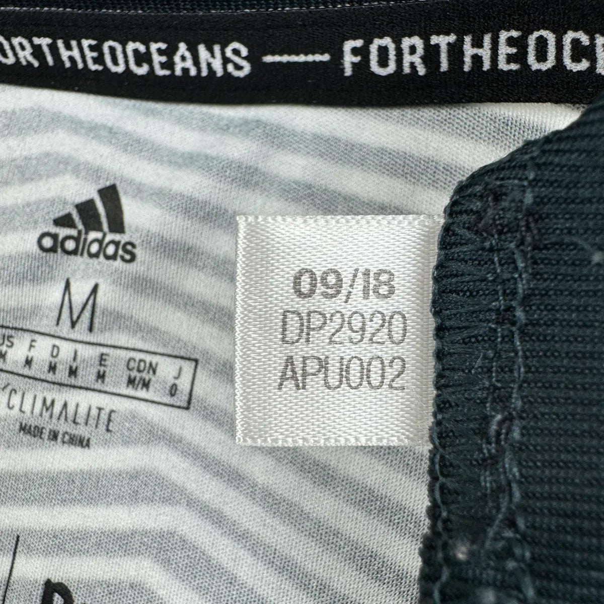 2018/19 Real Madrid Entraînement (M) - Iconic Football Shop