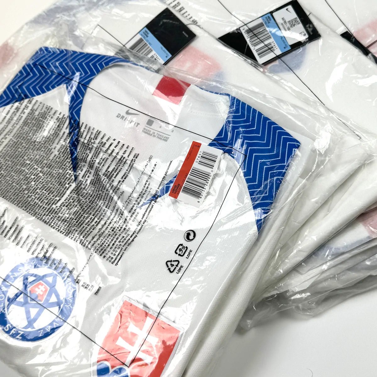2018/19 Slovaquie Domicile (M) - Iconic Football Shop