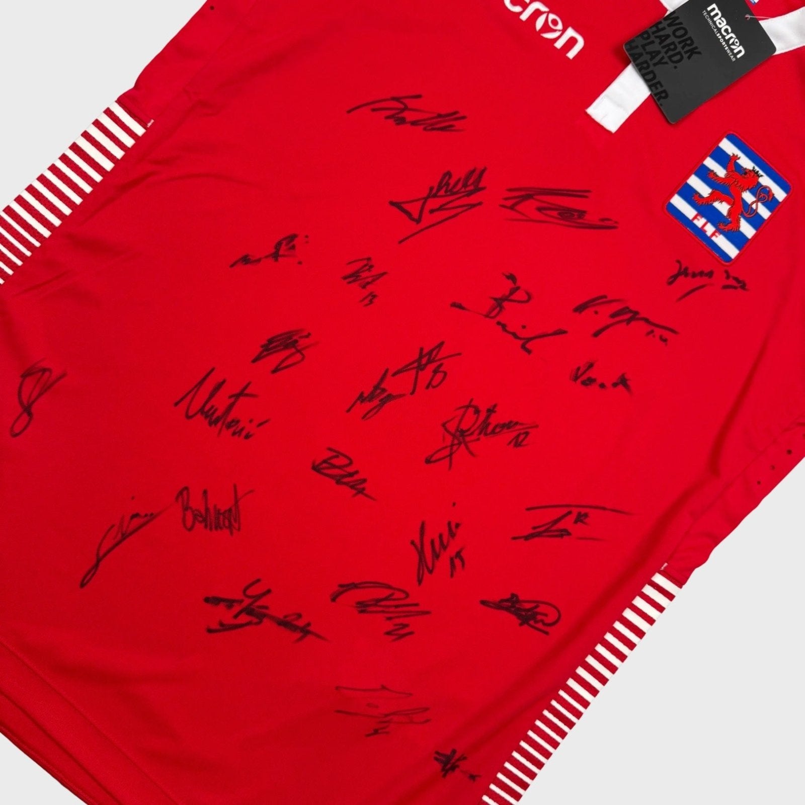 2018/20 Luxembourg Domicile (S) - Iconic Football Shop