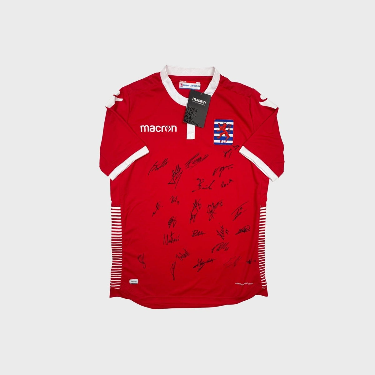 2018/20 Luxembourg Domicile (S) - Iconic Football Shop