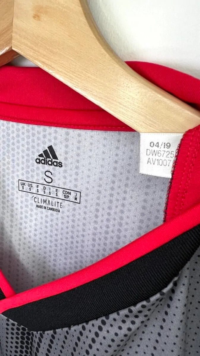 2019/20 Benfica Extérieur (S) - Iconic Football Shop