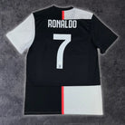 2019/20 Juventus Domicile - Ronaldo 7 (L) - Iconic Football Shop