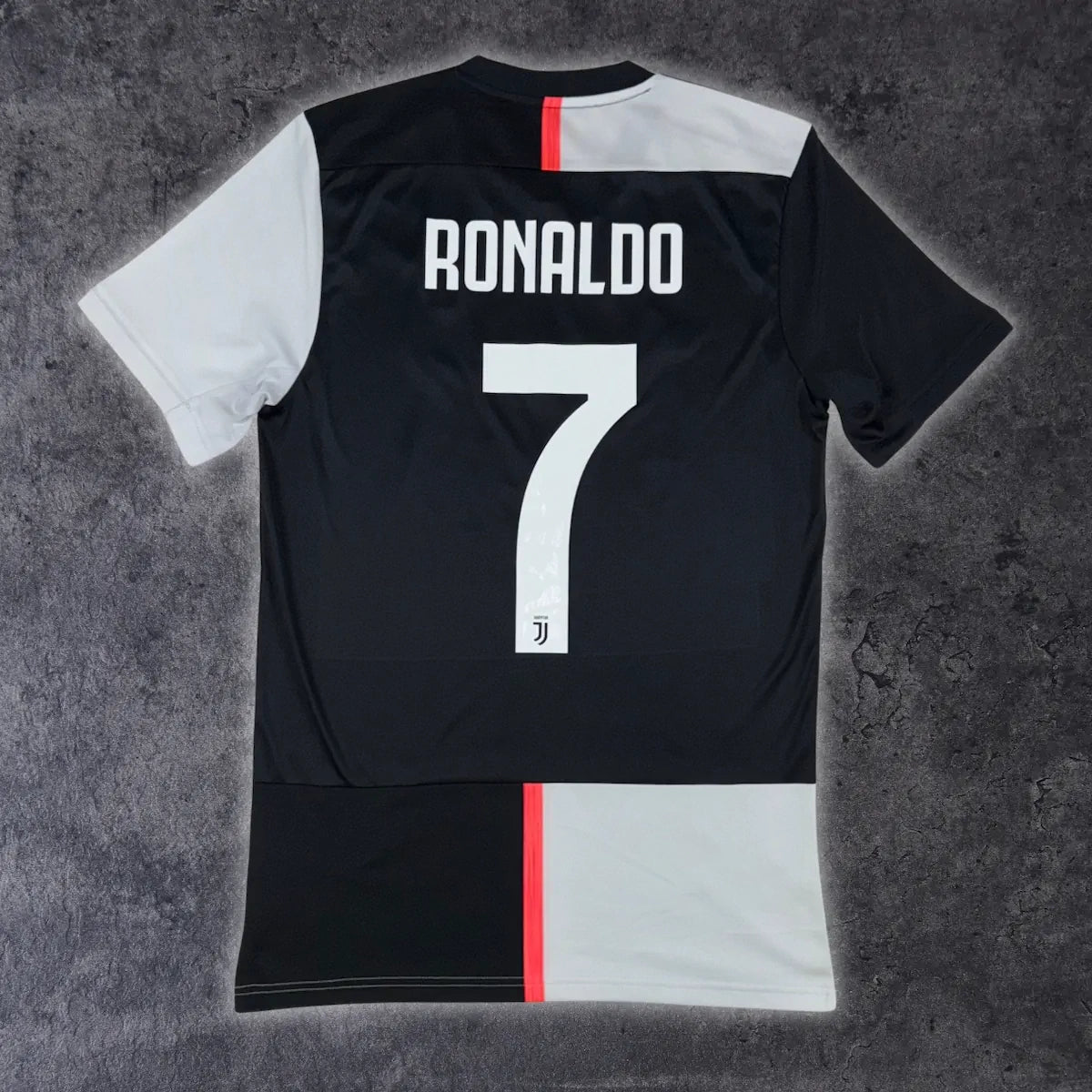 2019/20 Juventus Domicile - Ronaldo 7 (S) - Iconic Football Shop