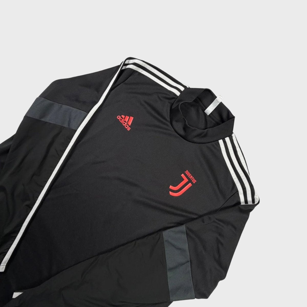 2019/20 Juventus Entraînement (XL) - Iconic Football Shop