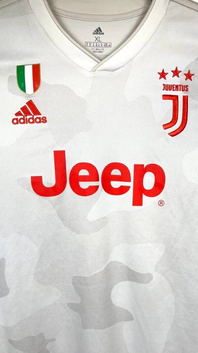 2019/20 Juventus Extérieur - Ronaldo 7 (XL) - Iconic Football Shop