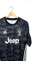 2019/20 Juventus Goal Keeper (M) - Iconic Football Shop